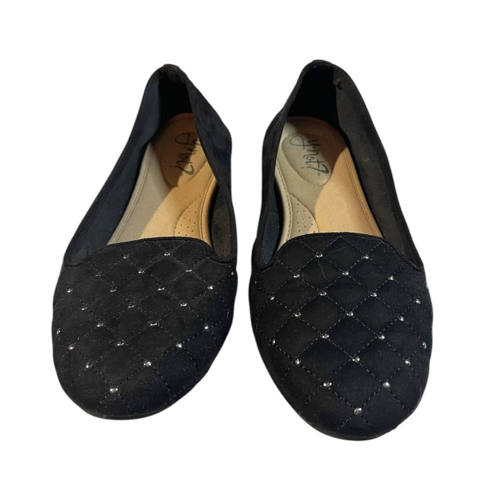 Y-Not? Quilted Black Flats with Rhinestone Detail | Size 10 - Picture 4 of 8